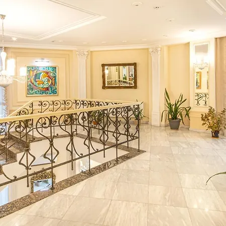 Vintage Na Bulvare Inn *