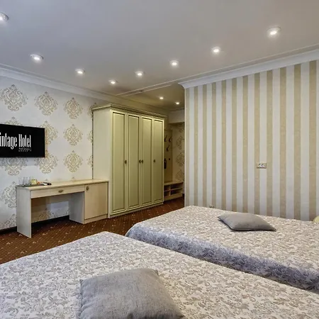 Vintage Na Bulvare Fogadó *