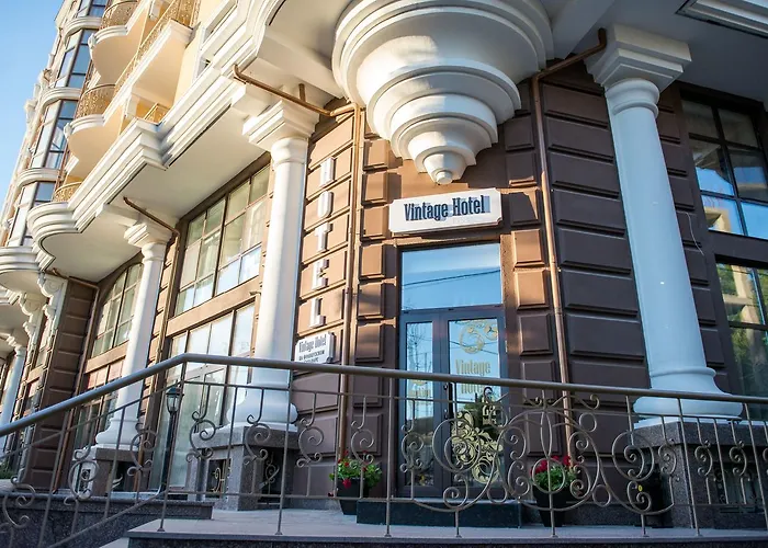 Vintage Na Bulvare * Odessa