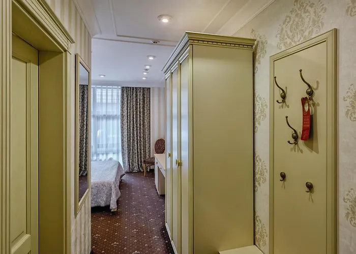 Vintage Na Bulvare * Odesa