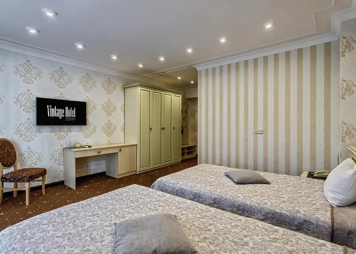 Vintage Na Bulvare Inn *